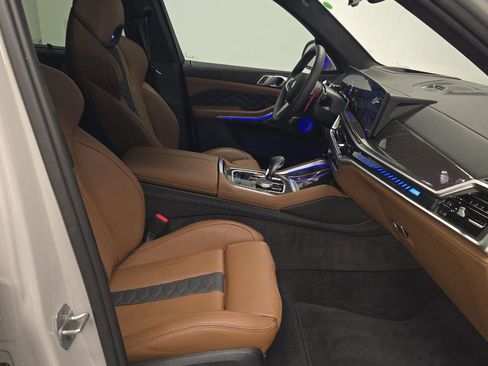 Used 2026 BMW X5 M Competition w/ Executive Package image 2