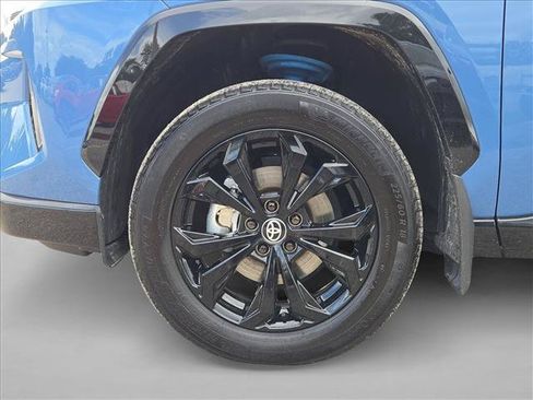 Used 2024 Toyota RAV4 XSE w/ Weather Package AWD/4WD image 24
