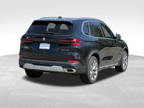 New 2026 BMW X5 xDrive40i w/ Premium Package AWD/4WD image 4