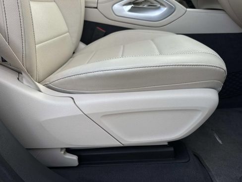 Used 2020 Mercedes-Benz GLE 350 4MATIC image 13