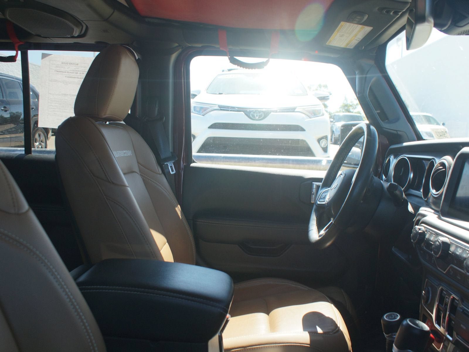 Used 2021 Jeep Gladiator Rubicon AWD/4WD image 2