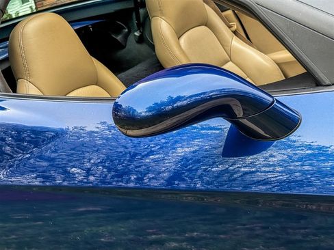 Used 2005 Chevrolet Corvette Coupe w/ Preferred Equipment Group image 41