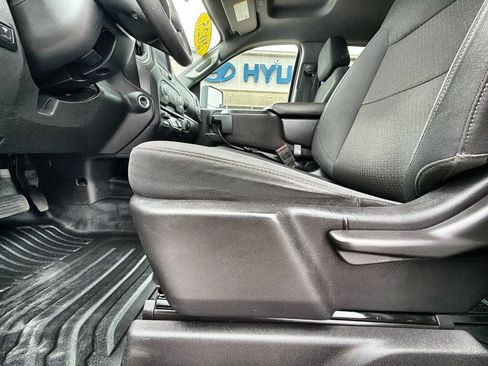 Used 2025 GMC Sierra 3500 Pro AWD/4WD image 14