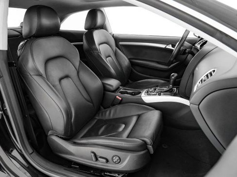 Used 2010 Audi A5 2.0T Premium Plus w/ Premium Plus Pkg image 34