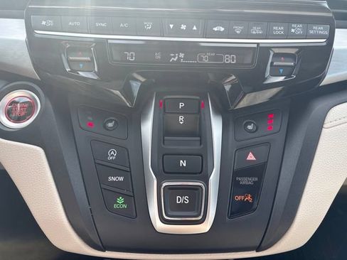 Certified 2025 Honda Odyssey EX-L image 19