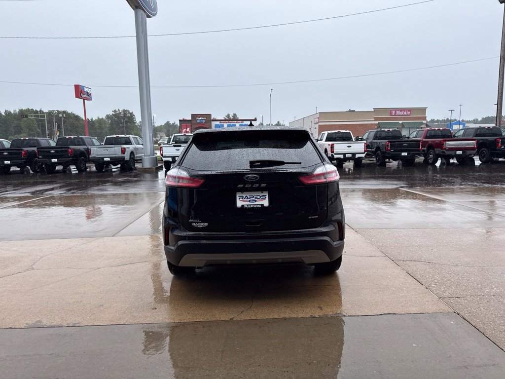 Used 2024 Ford Edge SEL w/ Convenience Package AWD/4WD image 6