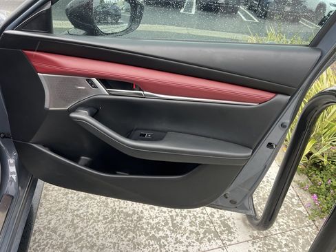 Used 2022 MAZDA MAZDA3 s w/ Appearance Package image 19