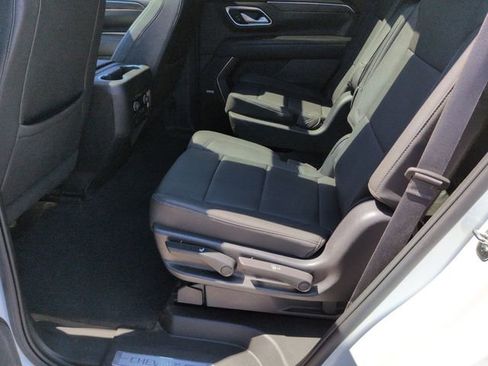 Used 2022 Chevrolet Tahoe Z71 w/ Luxury Package AWD/4WD image 30