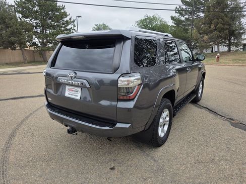 Used 2016 Toyota 4Runner SR5 AWD/4WD image 6