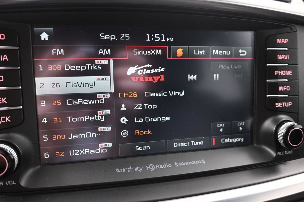 Used 2016 Kia Sorento SX w/ SXL Technology Package AWD/4WD image 18