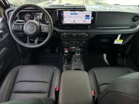New 2026 Jeep Gladiator Rubicon AWD/4WD image 9