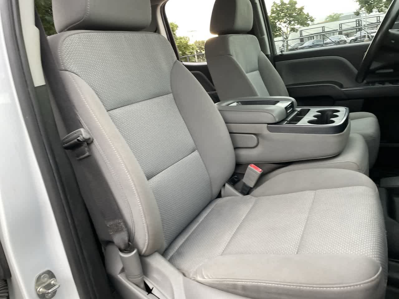 Used 2019 Chevrolet Silverado 2500 W/T AWD/4WD image 14