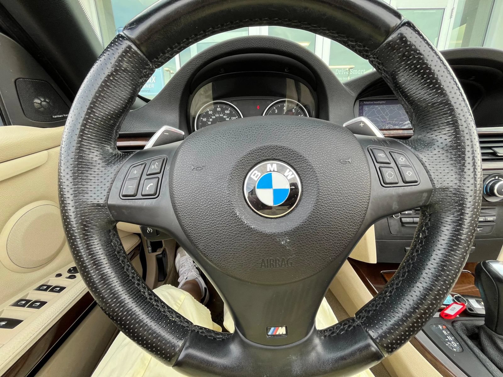 Used 2013 BMW 328i Convertible w/ M Sport Pkg RWD image 18