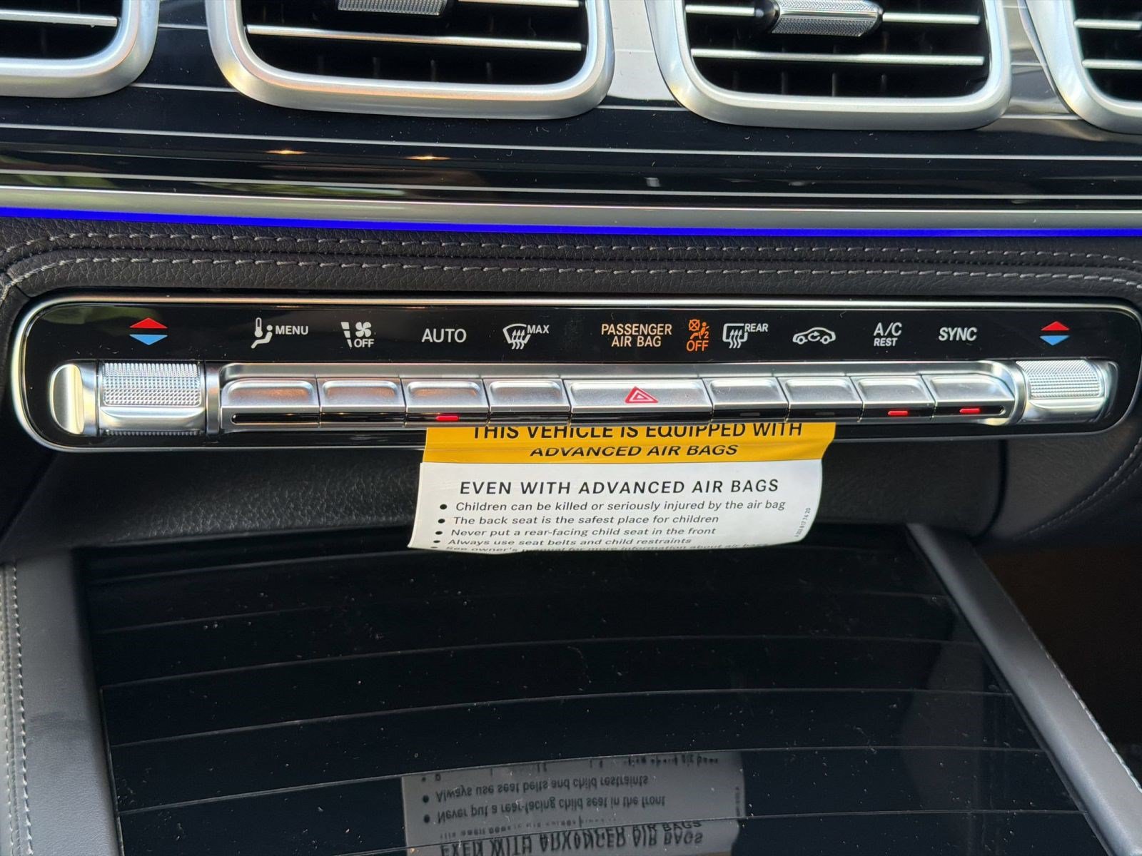 New 2026 Mercedes-Benz GLS 450 4MATIC image 32