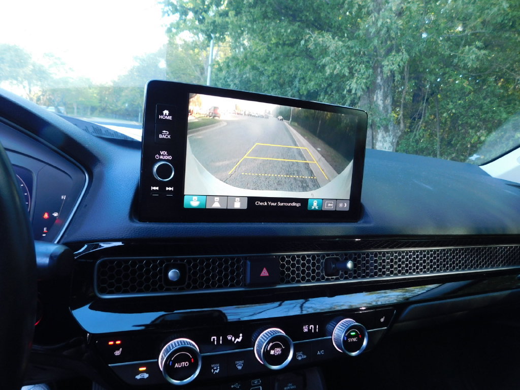 Used 2022 Honda Civic Touring image 11