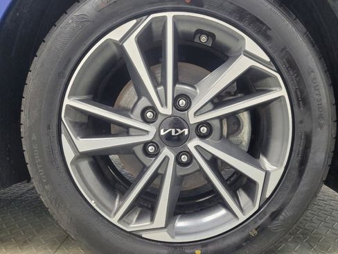 Used 2022 Kia Forte LXS image 31