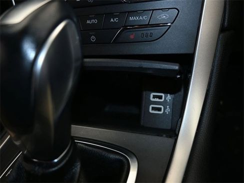 Used 2018 Ford Edge SEL w/ Equipment Group 201A image 21