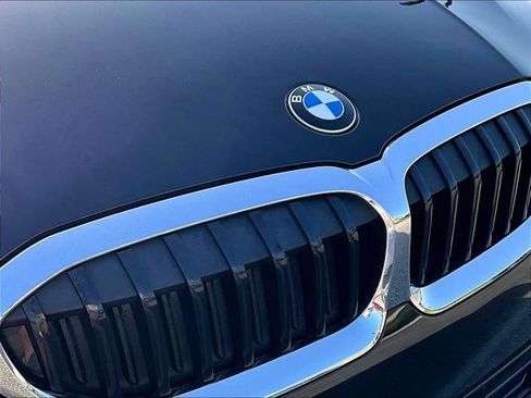 Used 2020 BMW 330i Sedan w/ Convenience Package RWD image 27