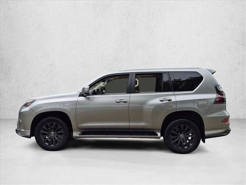Used 2023 Lexus GX 460 Premium w/ Accessory Package AWD/4WD image 5