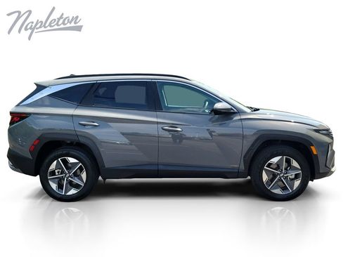 Used 2025 Hyundai Tucson SEL AWD/4WD image 7