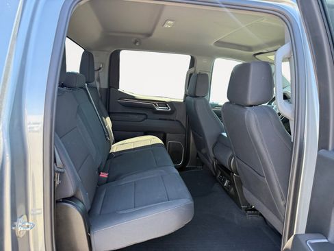 Used 2024 Chevrolet Silverado 1500 RST AWD/4WD image 18
