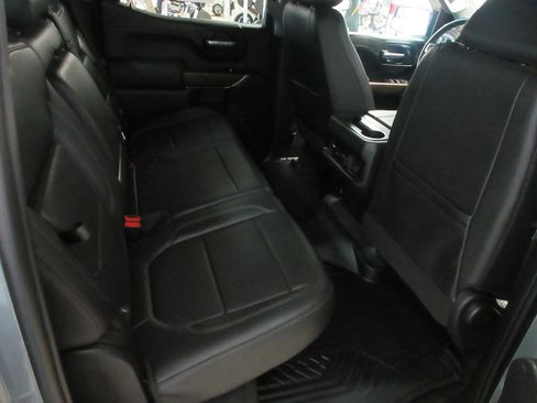 Used 2021 Chevrolet Silverado 1500 RST w/ Convenience Package II AWD/4WD image 18