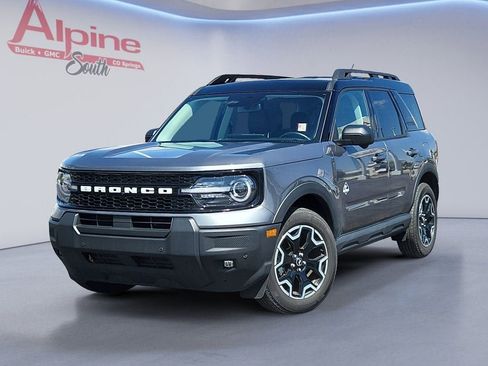 Used 2025 Ford Bronco Sport Outer Banks w/ Outer Banks Tech Package+ AWD/4WD image 1