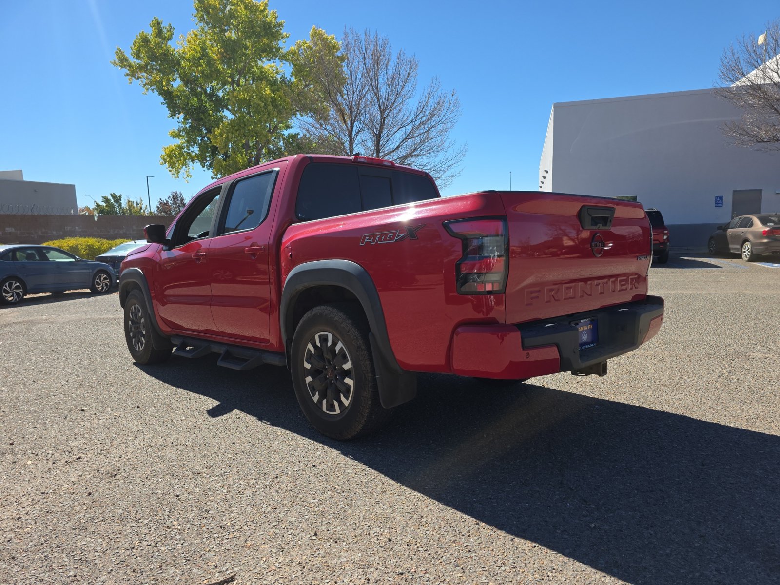 Used 2022 Nissan Frontier Pro-X RWD image 7