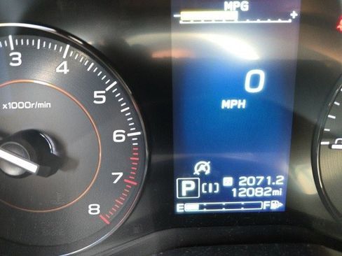 Used 2023 Subaru Crosstrek 2.0i Premium image 17