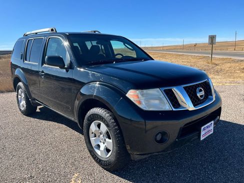 Used 2012 Nissan Pathfinder S image 7