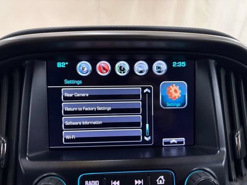 Used 2018 Chevrolet Colorado Z71 AWD/4WD image 55