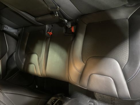 Used 2021 Jeep Cherokee Latitude Plus w/ Security Package image 7