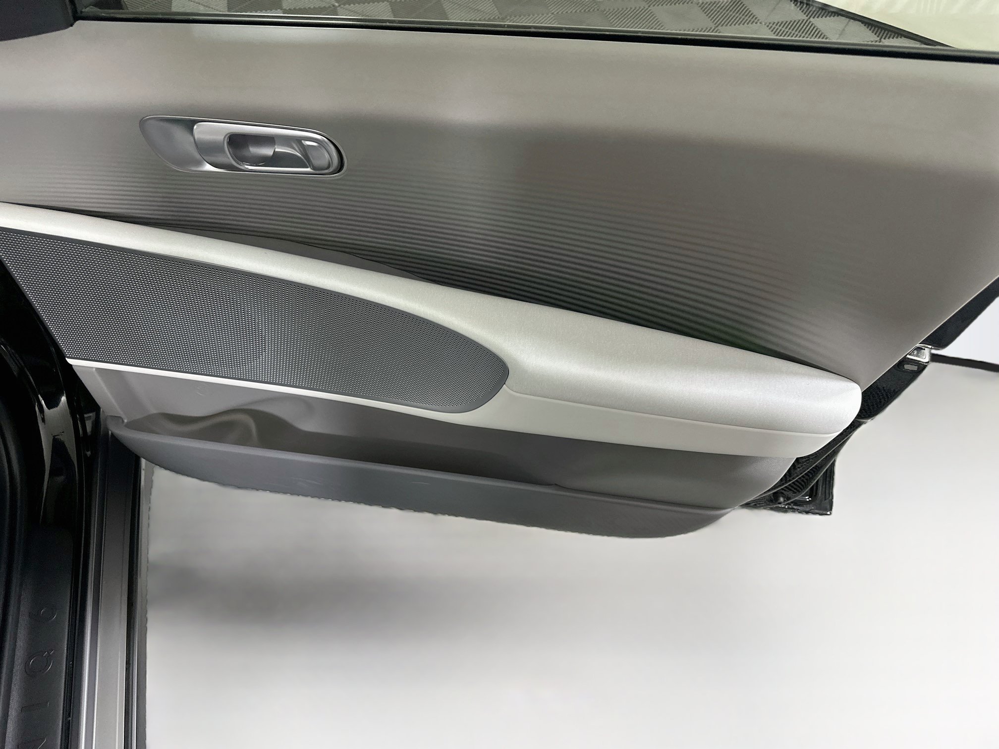 Used 2024 Hyundai Ioniq 6 SEL RWD image 31