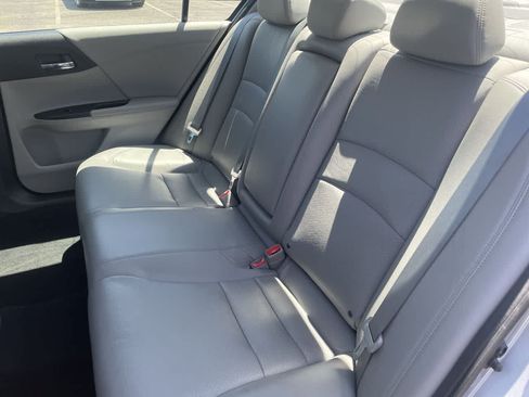 Used 2016 Honda Accord EX-L image 18