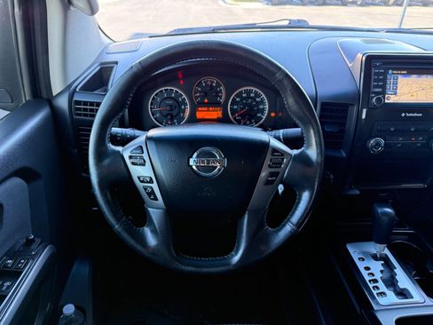 Used 2015 Nissan Titan SV w/ SV Value Truck Package image 10