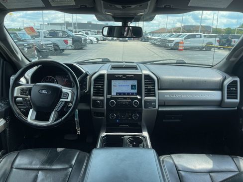 Used 2021 Ford F250 Lariat w/ Lariat Value Package AWD/4WD image 15