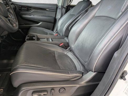 Used 2021 Honda Odyssey Elite image 11