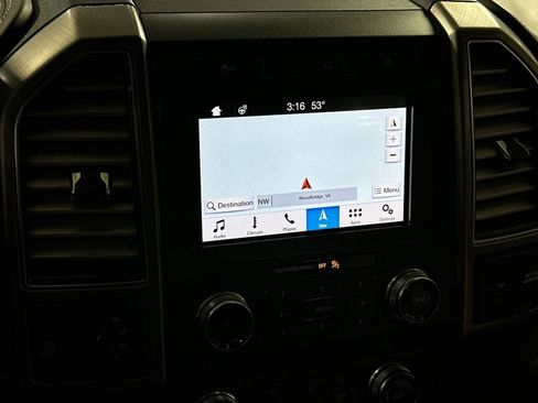 Used 2019 Ford F150 Limited w/ Trailer Tow Package image 25