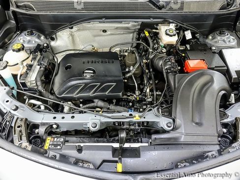 Used 2021 Buick Encore GX Essence image 24