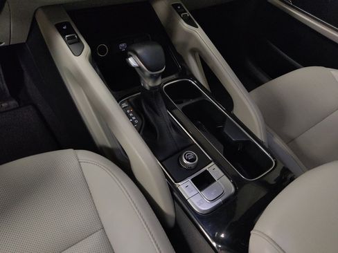 Used 2021 Kia Telluride S FWD image 26