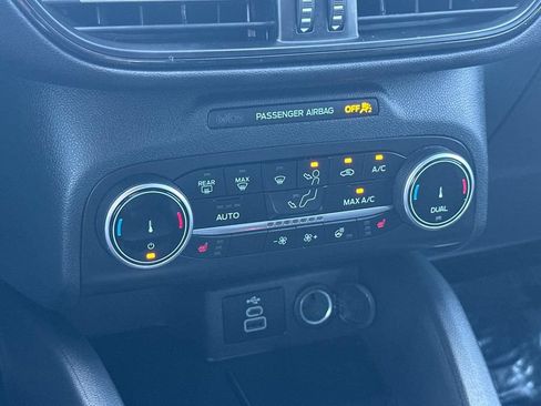 Used 2024 Ford Escape ST-Line w/ Equipment Group 301A FWD image 22