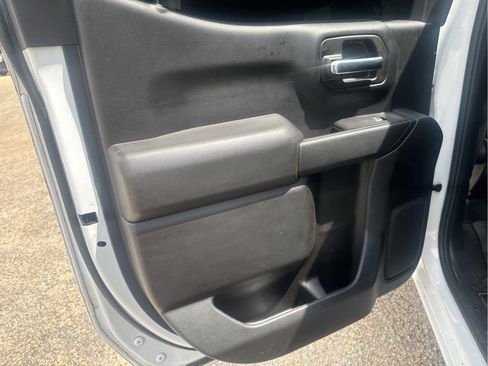 Used 2022 Chevrolet Silverado 1500 Custom w/ Safety Confidence Package AWD/4WD image 32