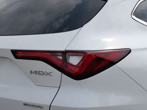Used 2022 Acura MDX w/ Advance Package AWD/4WD image 17