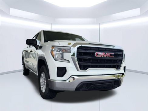 Used 2020 GMC Sierra 1500 2WD Crew Cab w/ Sierra Value Package image 19