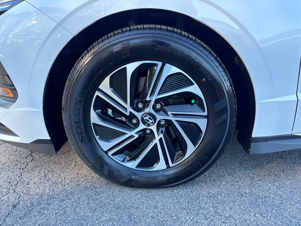 New 2026 Hyundai Sonata Blue FWD image 11