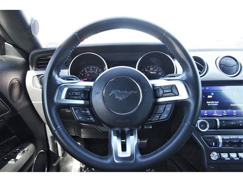Used 2020 Ford Mustang GT Premium image 13