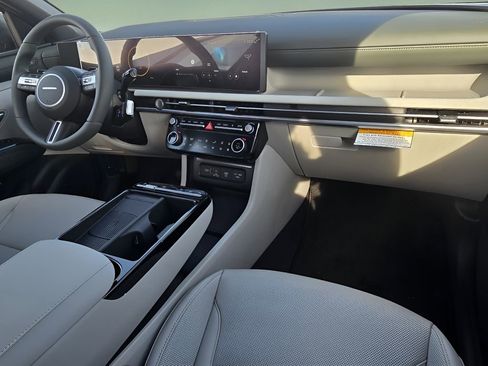 New 2026 Hyundai Tucson Limited image 28