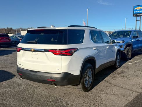 Certified 2022 Chevrolet Traverse LT image 7