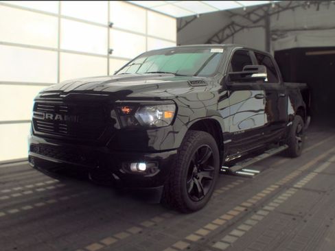 Used 2020 RAM 1500 Big Horn AWD/4WD image 1