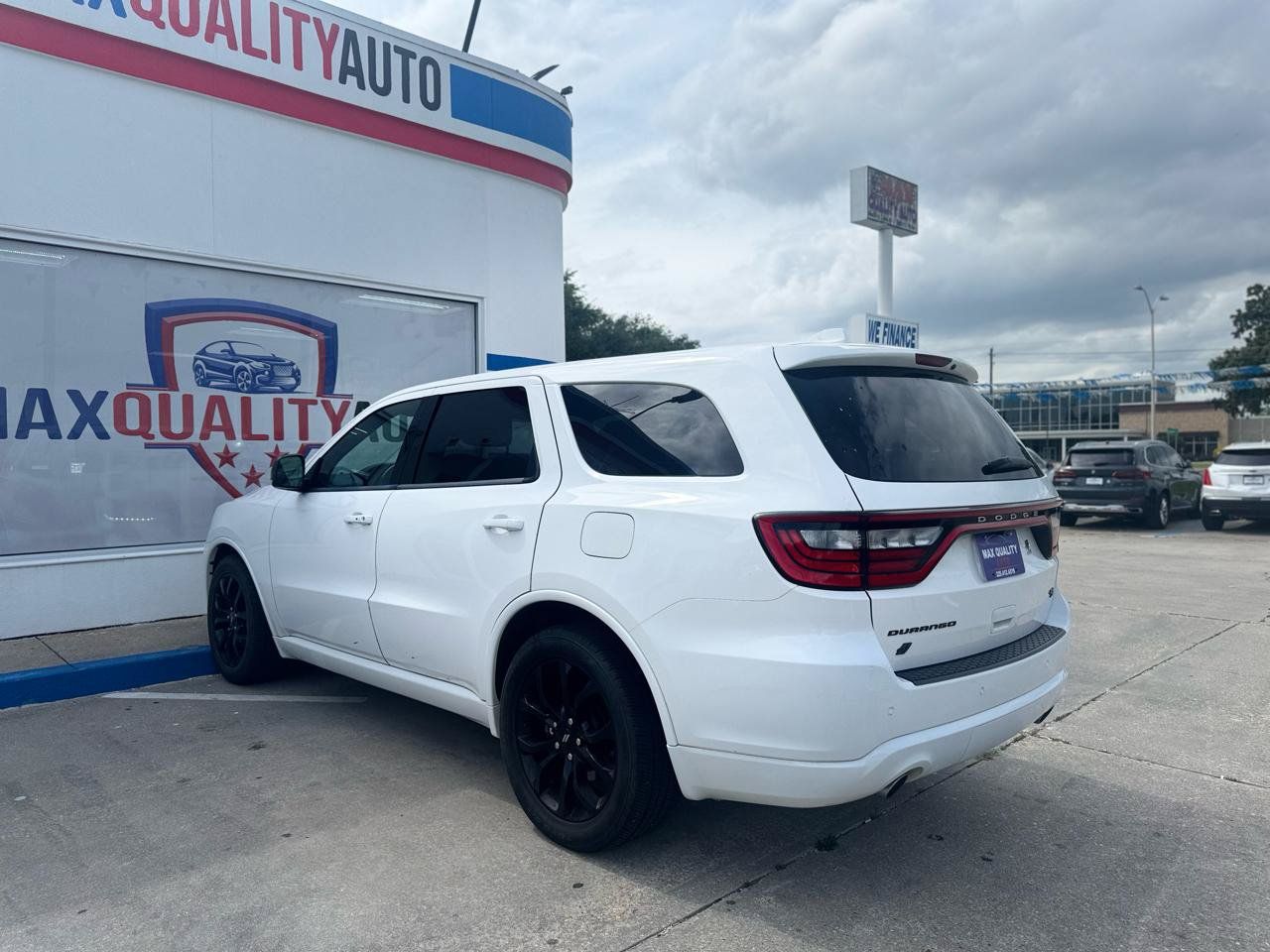 Used 2019 Dodge Durango R/T w/ Blacktop Package AWD/4WD image 38